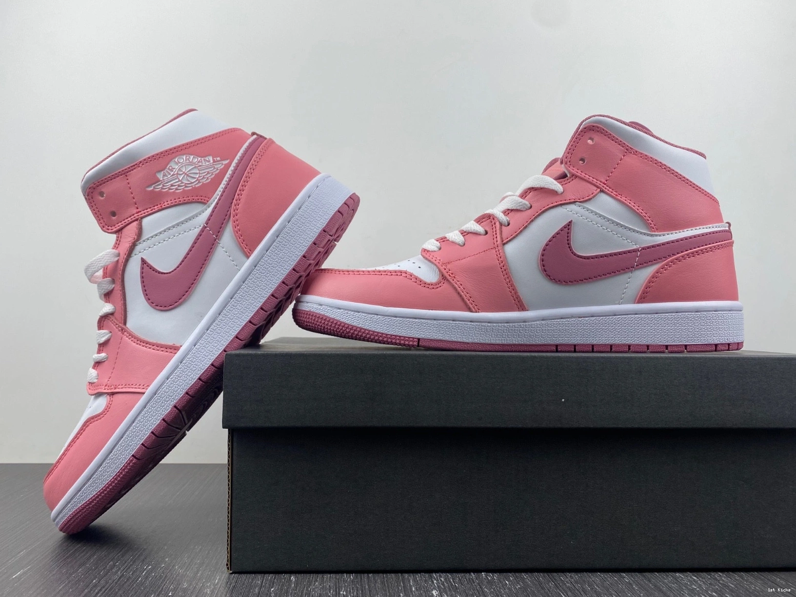 Day DQ8423-616 Valentine's (2023) Mid - 1 Jordan (GS) 0212